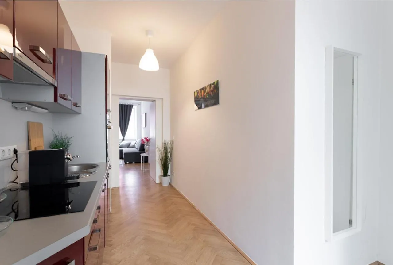 Charmante Wohnung l BG8 Wien Apartment